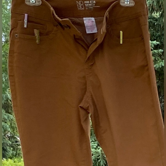 Two Pcs. NWT Trending Jeans Sz-11 Juniors- NOBO & BONGO-Both Good Fabric Streach - Picture 9 of 15